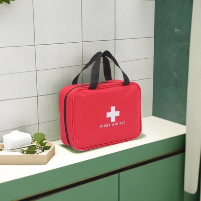 Portable Emergency First Aid Kit Professional 25 Piece Set 26cm*18cm*8cm Specifications