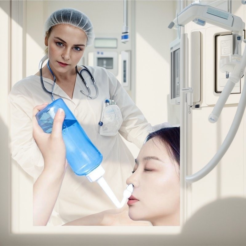 Nasal Irrigator Syringe for Home 0.18 0.5mm Nozzle and Anti Choking Water Design